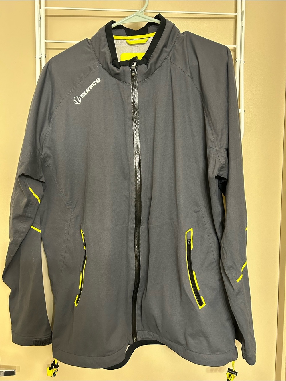 Sunice Men’s Grey Jacket with Neon Yellow Accents